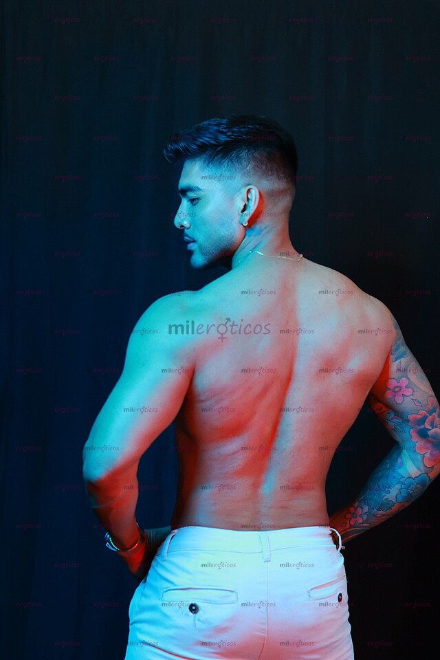 FOTOS DE MEXICANO VERSATIL ADAPTABLE, CALIENTE, SENSUAL Y COMPLACIENTE