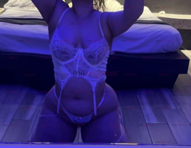 FOTOS DE VALERY NUEVA EN LA CIUDAD JOVENCITA MUY CALIENTE
