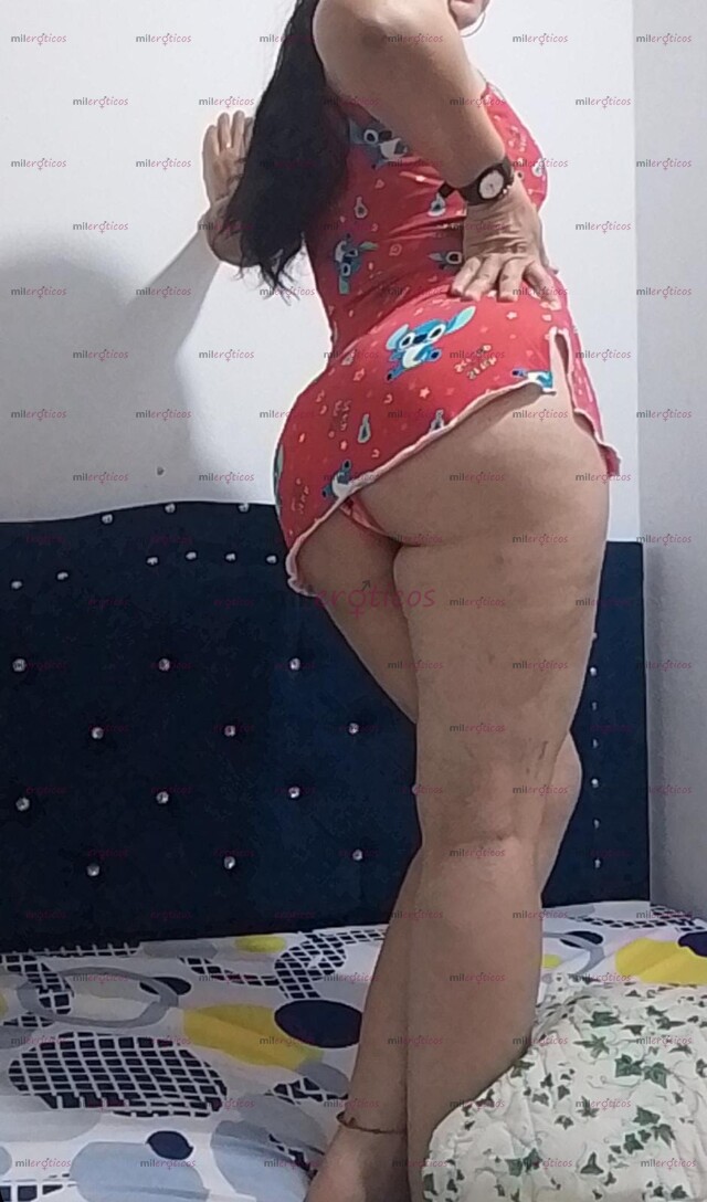 FOTOS DE SOY ALEJANDRA UNA CHICA COMPLACIENTE DESCOMPLICADA TRATO DE NOVIOS