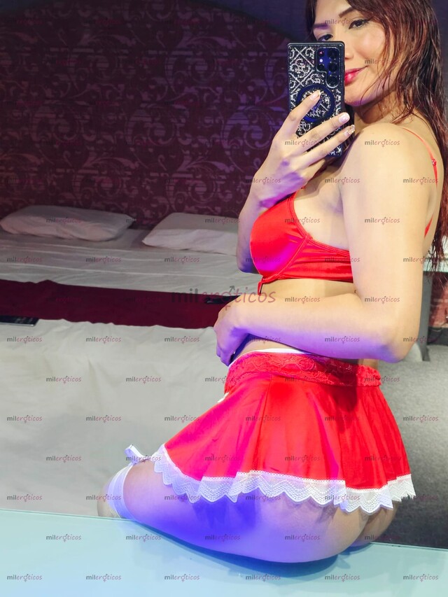 FOTOS DE DEJAME COMPLACERTE CON UN MASAJE DE CABEZA A PIES SIENTE COMO FROTO TU CUERPO