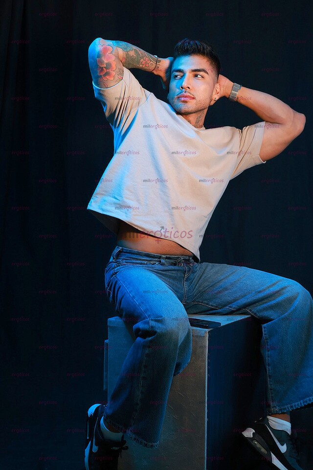 FOTOS DE JOSS MEXICANO DISCRETO Y COMPLACIENTE DISPONIBLE EN TU CIUDAD