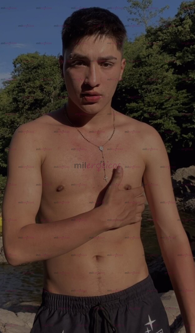 FOTOS DE JOVEN VERSÁTIL DISPONIBLE VARONIL Y COMPLACIENTE