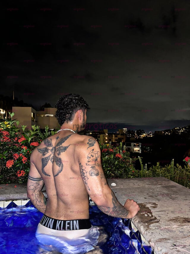 FOTOS DE VICTOR EVANZ ,CHICO FIT CON GANAS DE EXPERIMENTAR SU SEXUALIDAD