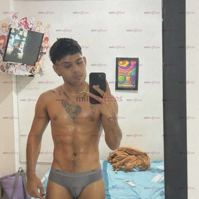 FOTOS DE POLLO PAISA VELLUDO TATUADO VARONIL Y DISCRETO.