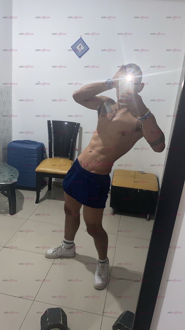 FOTOS DE TU MALANDRO IMDOMABLE CABRON BIXEXUAL ADICTO AL SEXO ÚNICO 100%REAL APT PRIVADO