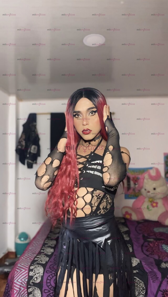 FOTOS DE ELOCUENTE ,CARISMÁTICA Y DIVERTIDA POLLITA TRANS