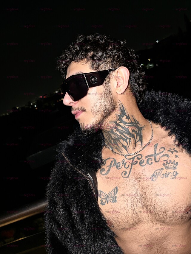 FOTOS DE TU CHICO DE ONLYFANS VICTOR EVANS ,EXPLORANDO AL MÁXIMO MI SEXUALIDAD