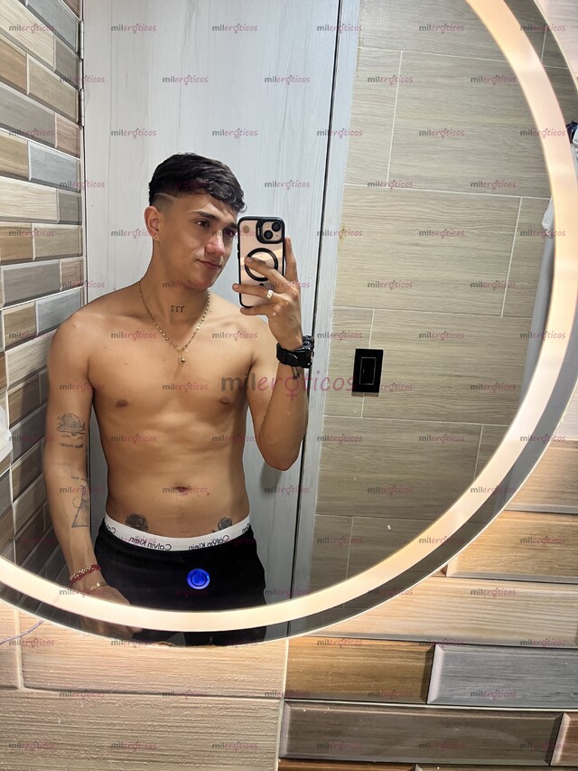 FOTOS DE VENTA DE CONTENIDO Y VIDEO LLAMADAS POLLO VERGON 22CM