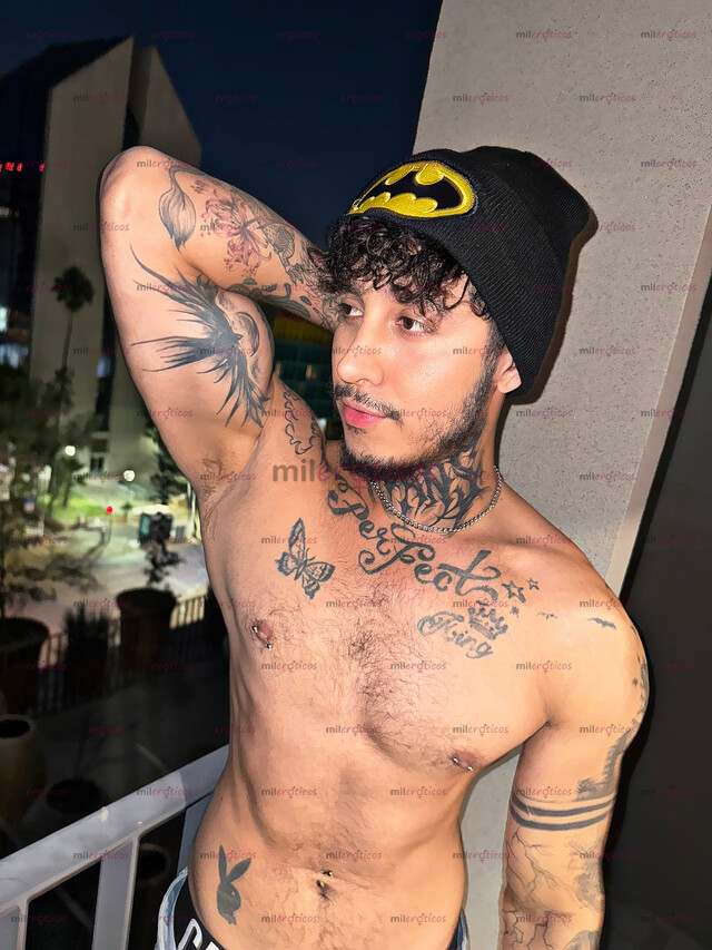 FOTOS DE TU CHICO DE ONLYFANS VICTOR EVANS ,EXPLORANDO AL MÁXIMO MI SEXUALIDAD