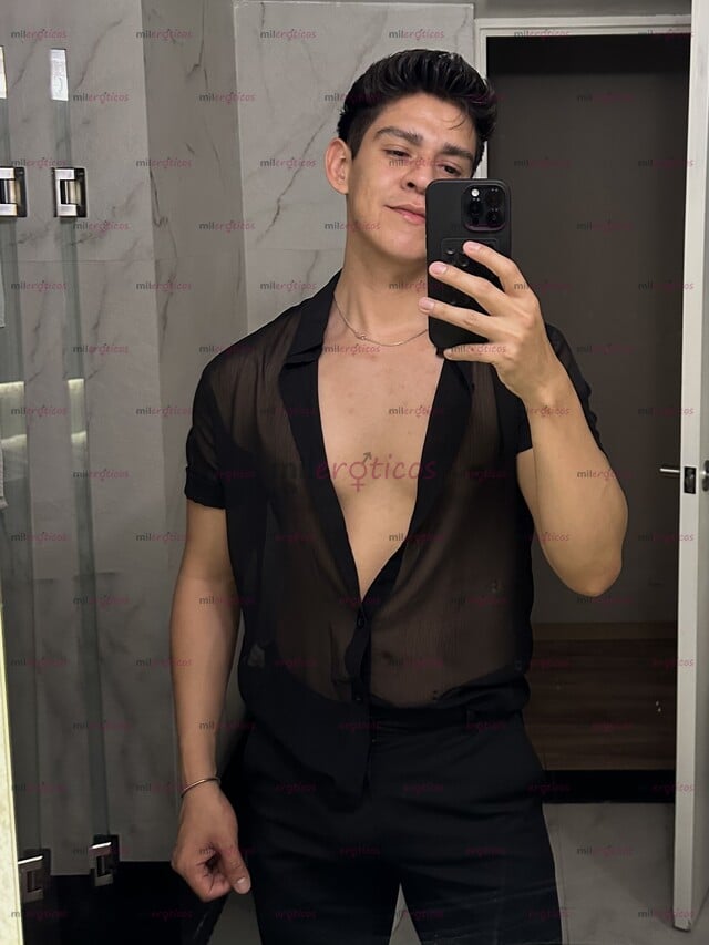 FOTOS DE DEL NORTE JOVEN GUAPO ATRACTIVO SERIO EDUCADO TAL COMO EN LAS FOTOS
