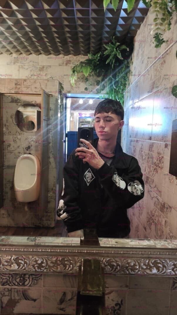 FOTOS DE CHICO DIVERTIDO DE VISITA EN LA ZONA, VEN Y DISFRUTA DE TU MEJOR EXPERIENCIA