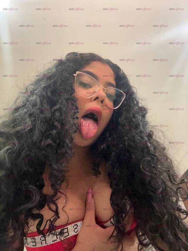 FOTOS DE HOLA AMOR SOY VICTORIA UNA CHICA MUY COMPLACIENTD