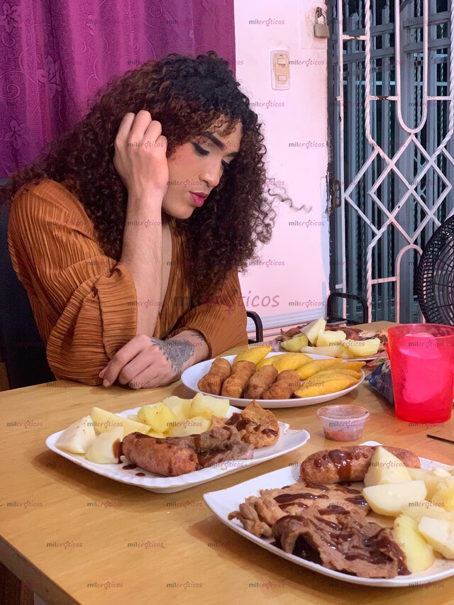 FOTOS DE CRESPA CANDENTE HAMBRIENTA DE CULOS Y VERGAS