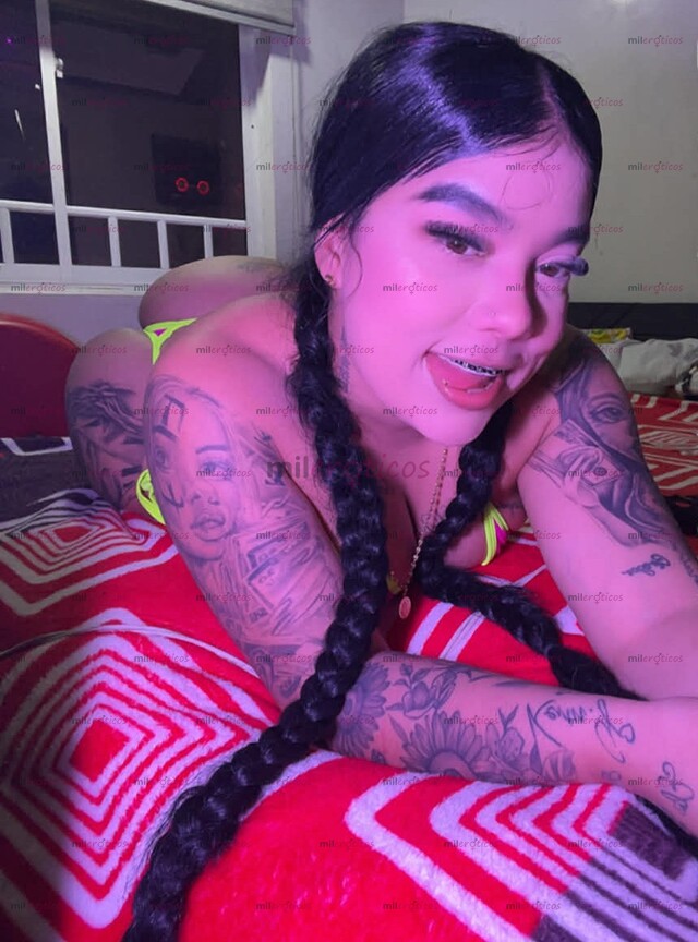 FOTOS DE PROMO 40 40COQUETA TATUADITA CENOS OPERADOS LINDA PELINEGRA