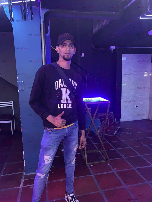 FOTOS DE FLACO MORENO ALTO VERGON DE 19CMS GUESA VENEZOLANO