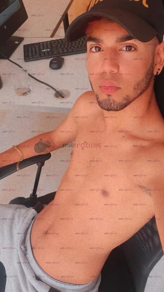 FOTOS DE CHICO SERIO Y DISCRETO MUY CALIENTE PARA TI