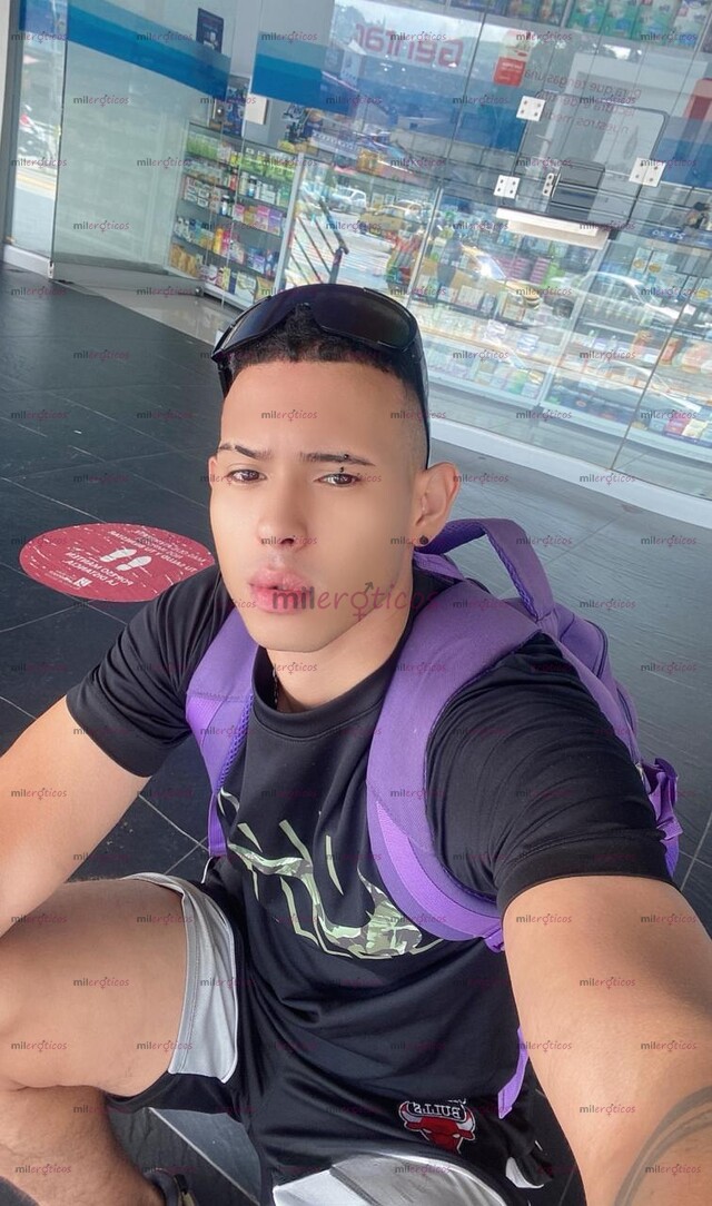 FOTOS DE YEISON SCORTS V.L.P REVENTANDO CULOS GOLOS TE QUITO LA CARA DE MAL COGIDO 24HRS