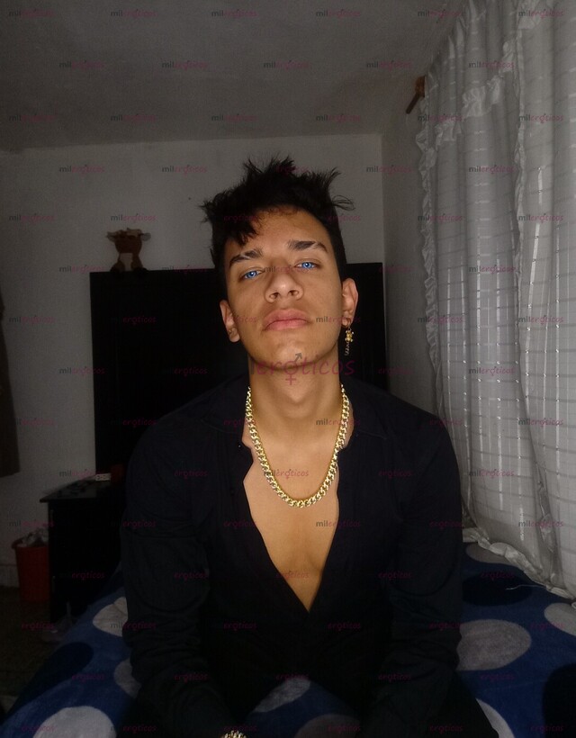FOTOS DE JOVEN MORBOSO CON BUENA VERGA 20CM Y CULO VIRGEN
