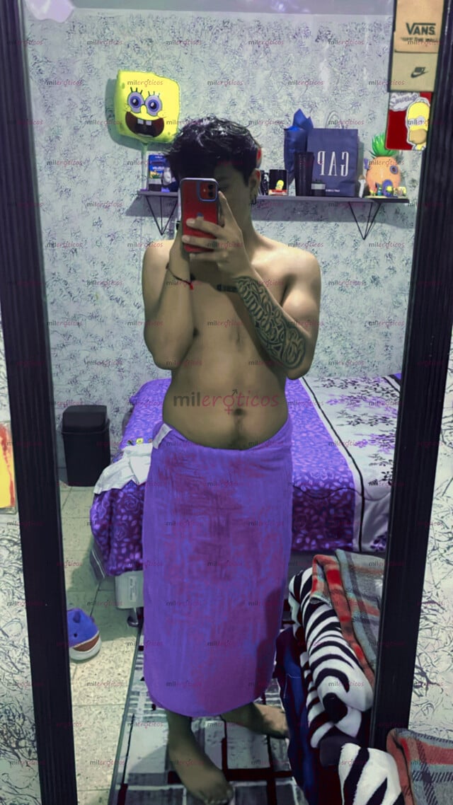 FOTOS DE VATO HOT DE 24 AÑOS REVENTADO CULOS Y PREÑANDO 24 7
