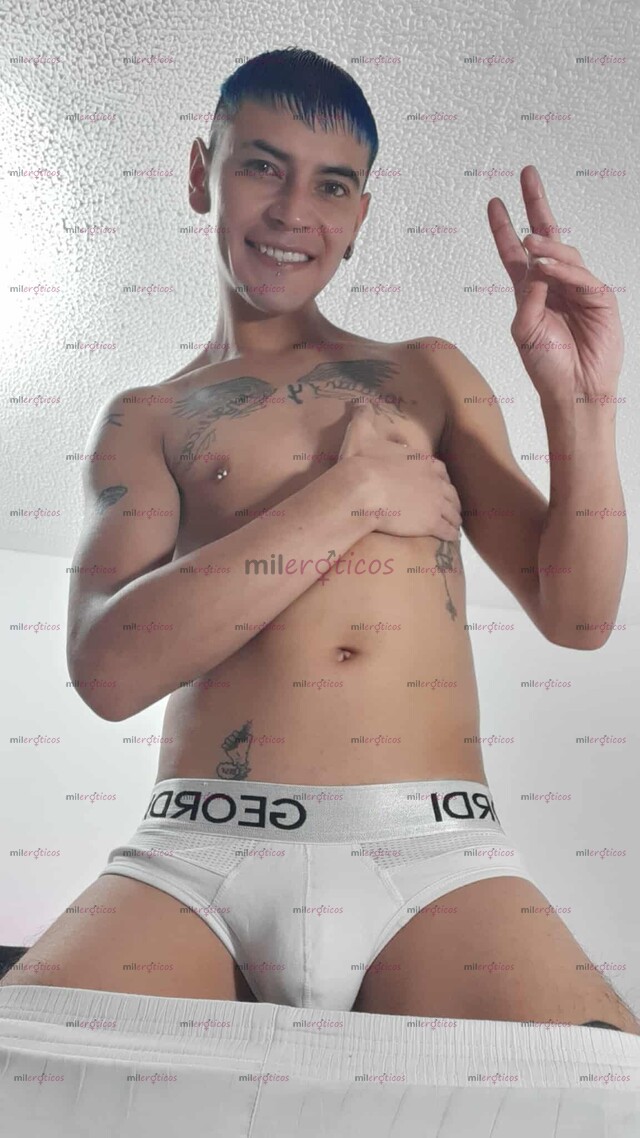 FOTOS DE JOVEN CALIENTE SUPER CACHONDO ( CARA DE BEBÉ VERGA DE SEÑOR )