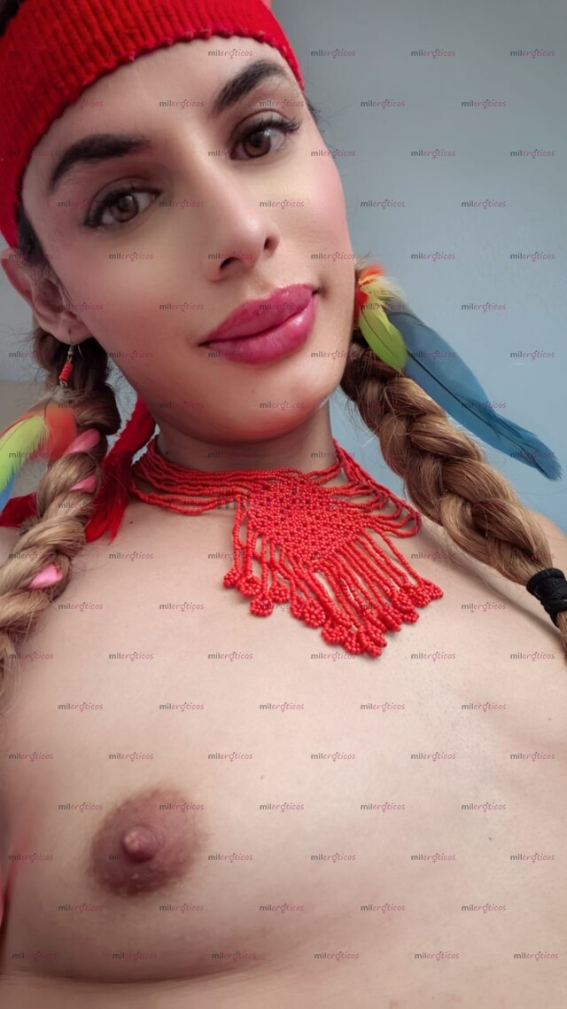 FOTOS DE UN ROSTRO ANGELICAL PERO CON UNA PINGA ENTRE LAS PIERNAS