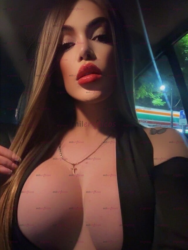 FOTOS DE HERMOSA DANNA COLOMBIANA FIESTERA VOLUPTUOSA DOTADA LECHERA A TODO DIGO SI