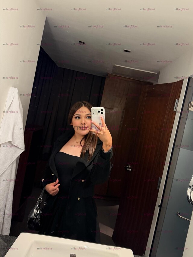 FOTOS DE AMERICA MUÑECA SEXY VAMOS A DISFRUTAR UN BUEN MOMENTO