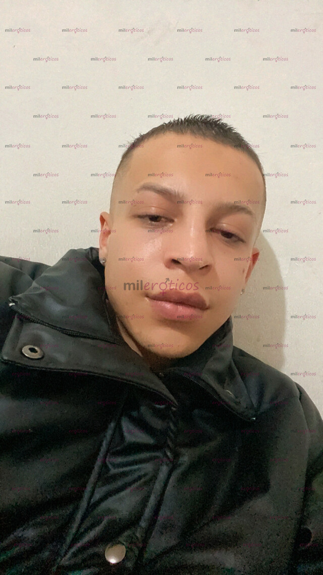 FOTOS DE JOVEN SIMPÁTICO, BUEN DOTE,SÚPER ASEADO, 25 AÑOS