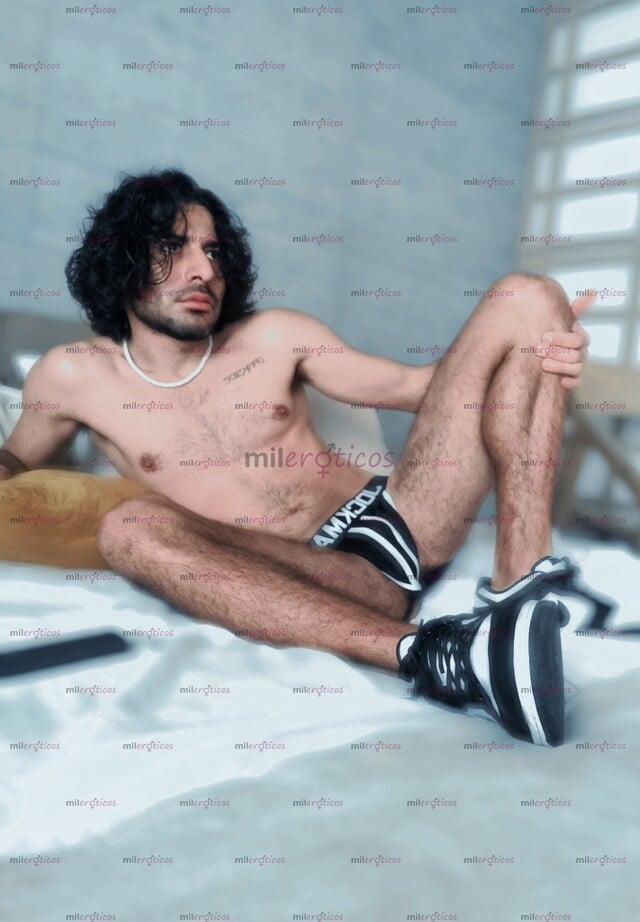 FOTOS DE BISEX ACTIVO EXPLORANDO CONTIGO MÁS MI SEXUALIDAD...