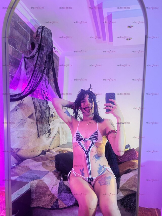 FOTOS DE NUEVA POR AQUÍ CUMPLIENDO. TUS CAPRICHOS