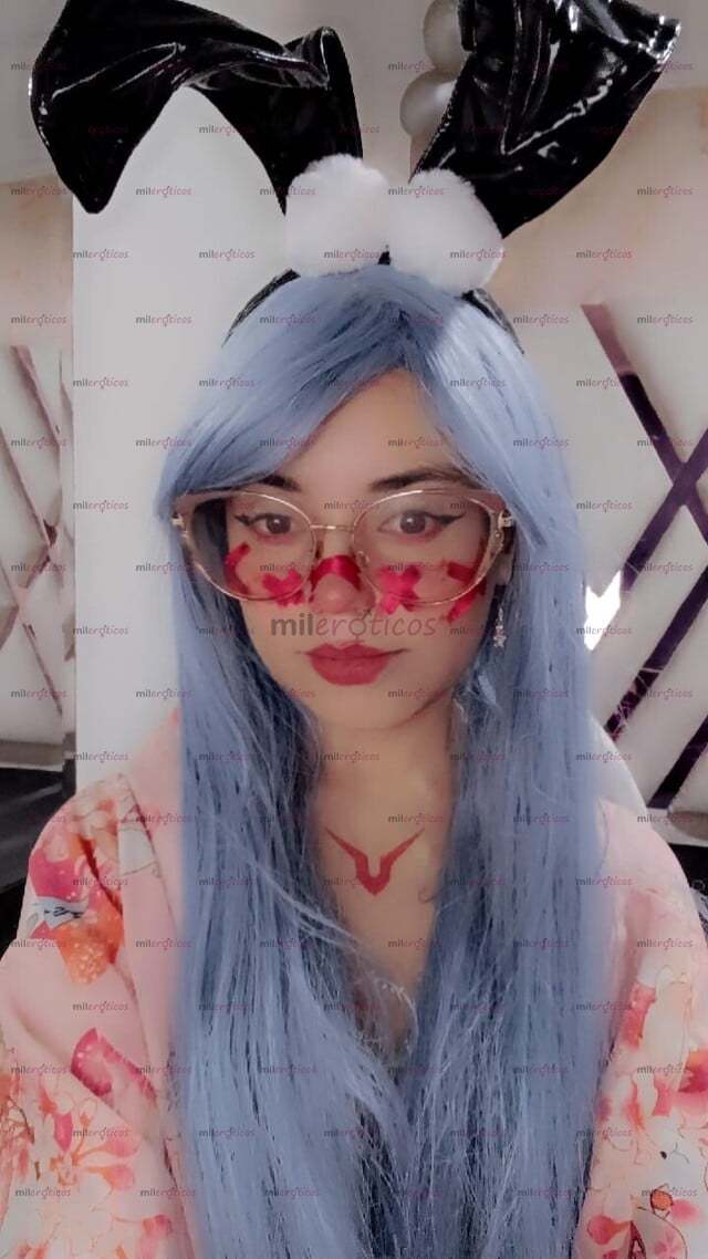 FOTOS DE TU WAIFU FAVORITA COBRÓ VIDA... ¿VIENES A JUGAR CONMIGO?