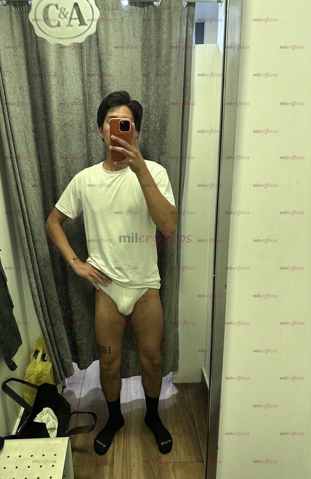 FOTOS DE MORENO VERGON DOTADO, SIEMPRE CON MUCHA LECHE