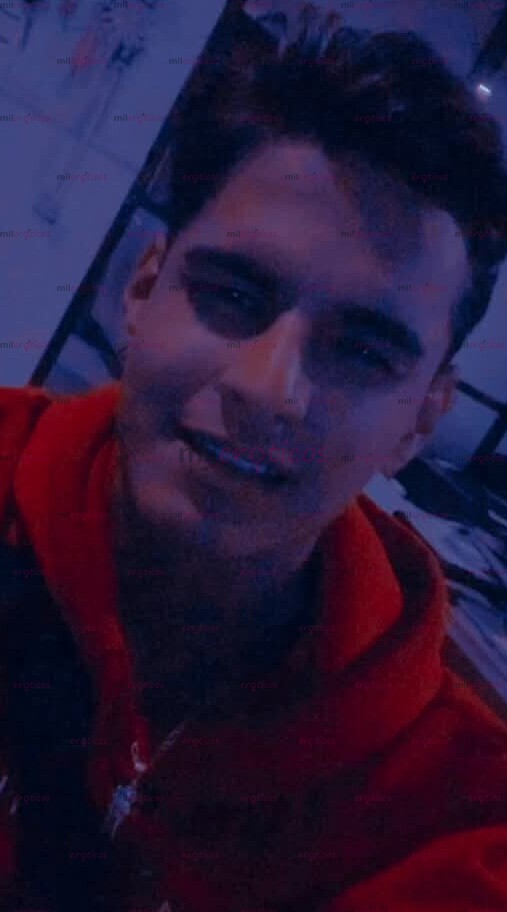 FOTOS DE COMPLACIENTE 100% DISCRETO ACLARO (SOLO MUJERES)TENGO 25 AÑOS SOY MUY DISCRETO