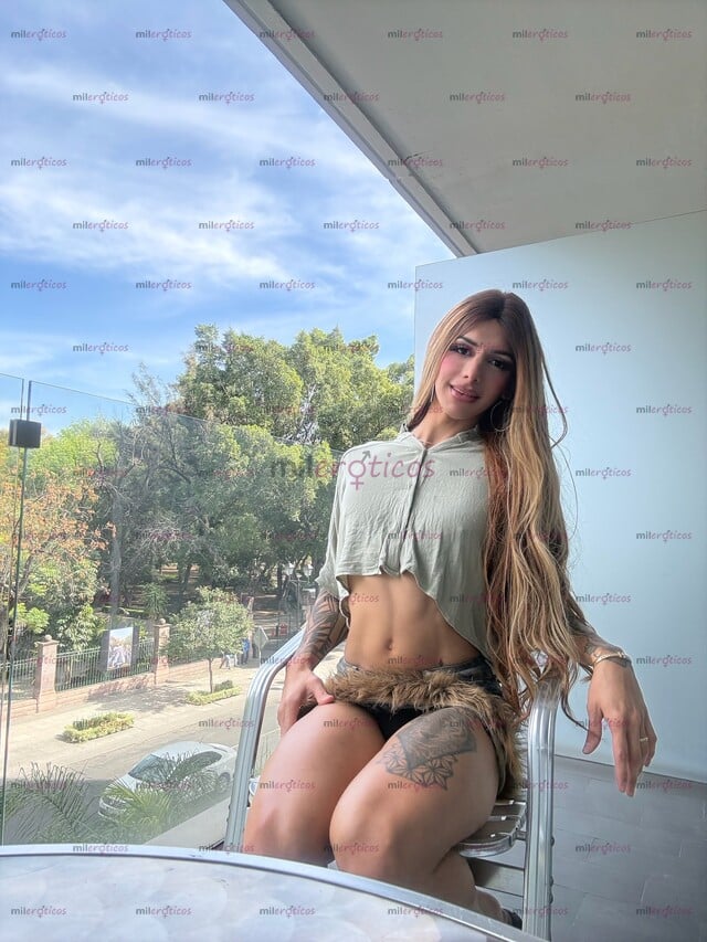 FOTOS DE COLOMBIANA VERSATIL FEMENINA DISPONIBLE UNOS DÍAS