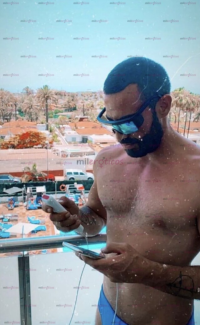 FOTOS DE ESPAÑOL EN VALLARTA, BARBÓN COMPLACIENTE