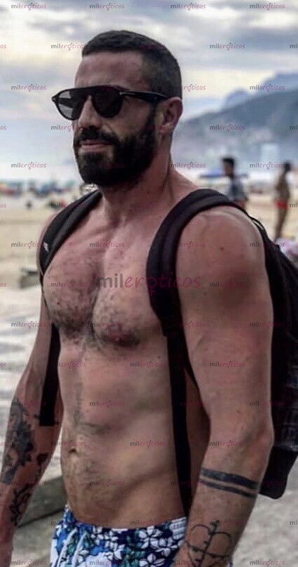 FOTOS DE ESPAÑOL EN VALLARTA, BARBÓN COMPLACIENTE