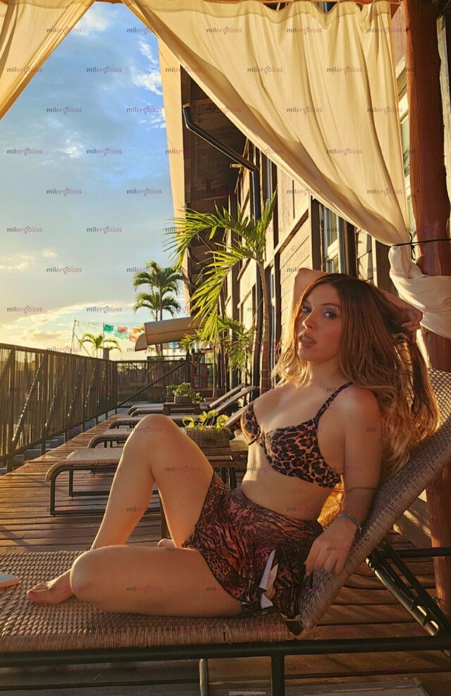 FOTOS DE LA MAS FEMENINA Y REAL DE AQUÍ, CORTA TEMPORADA