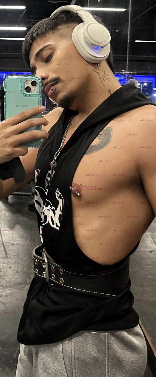 FOTOS DE ANDRÉ SEXY CHICO DE 23 AÑOS LECHERO 20 CM DE VERGA