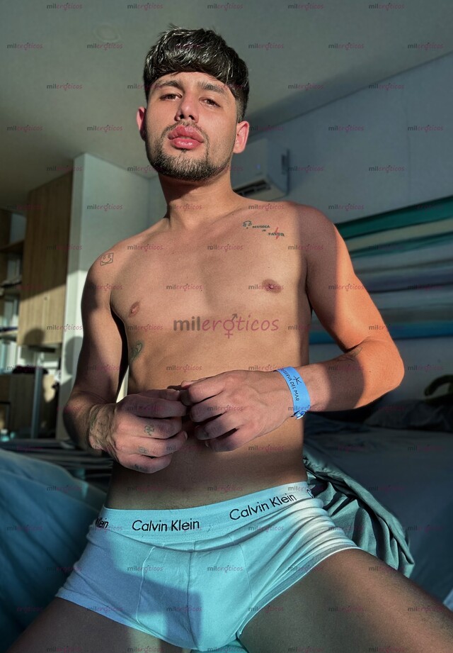 FOTOS DE JOVEN VERGON FULL MORBOSO CON 22CM REALES, DISPONIBLE CON SITIO PRIVADO.