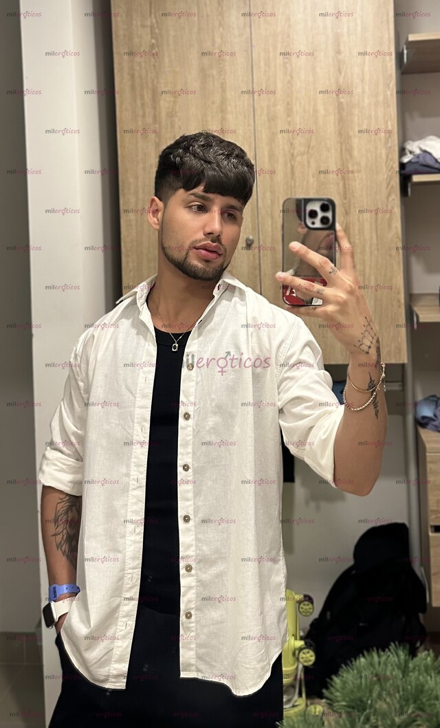 FOTOS DE JOVEN VERGON FULL MORBOSO CON 22CM REALES, DISPONIBLE CON SITIO PRIVADO.