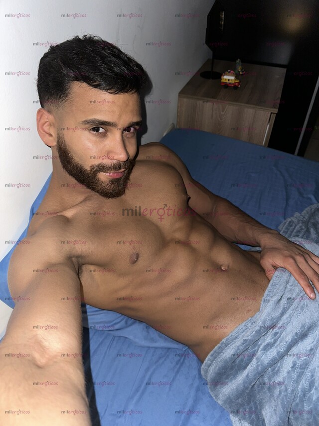 FOTOS DE CHICO VERSÁTIL CON GRAN TRASERO ,DIVERTIDO , MORBOSO ,PERVERTIDO Y CALIENTE