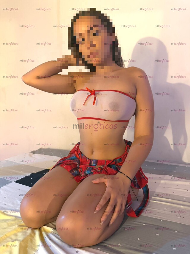 FOTOS DE LUNA, CHIQUITITA, BAJITA Y ENCANTADORA DE 18 AÑOS