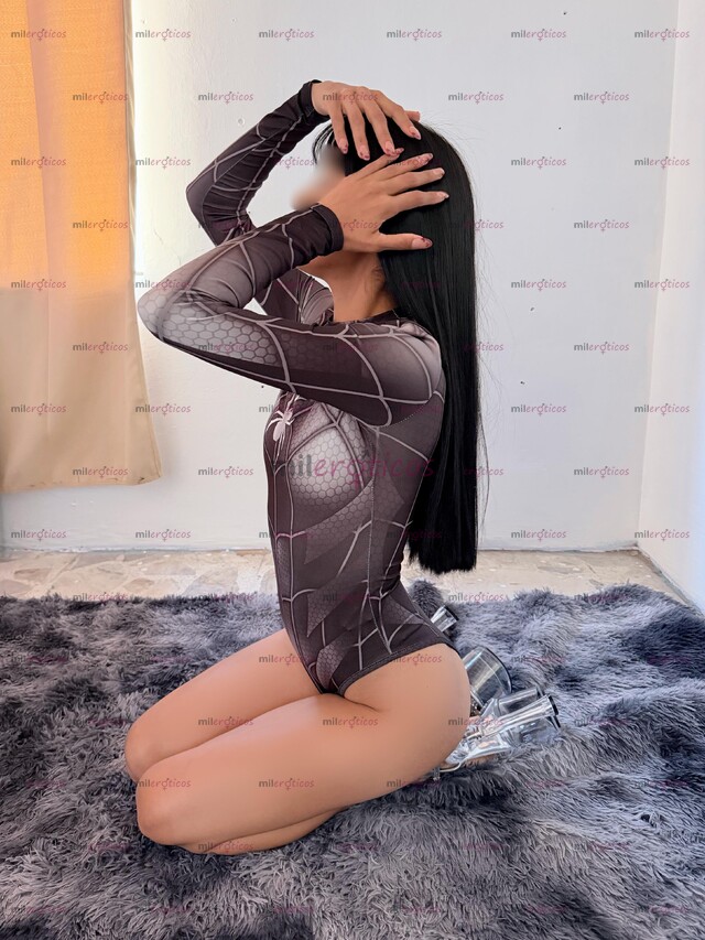 FOTOS DE LIZ PETIT, SOY TU FLAQUITA APRETADITA Y DELICIOSA
