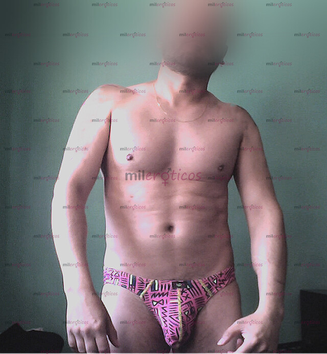 FOTOS DE PASIVO SUMISO, DISCRETO, COMPLACIENTE Y MUY COMELON