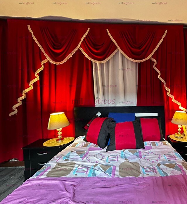 FOTOS DE ESTUDIO WC BUSCA VERGONES PARA TRASMITIR SOLOS