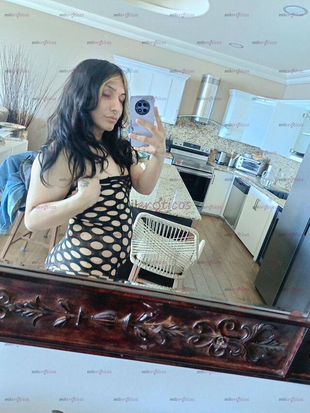 FOTOS DE CHICA GÓTICA TRANSVESTI LISTA PARA COMPLACERTE TUS FETICHE:)