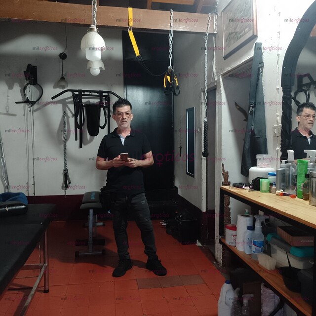 FOTOS DE MASAJISTA PROFESIONAL INDEPENDIENTE ROL PASIVO 62 AÑOS APARTA ESTUDIO PRIVADO MD