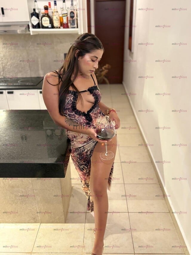 FOTOS DE ROMINNA, PRECIOSA COLOMBIANA, CUERPO NATURAL, INDEPENDIENTE Y FOTOS REALES.