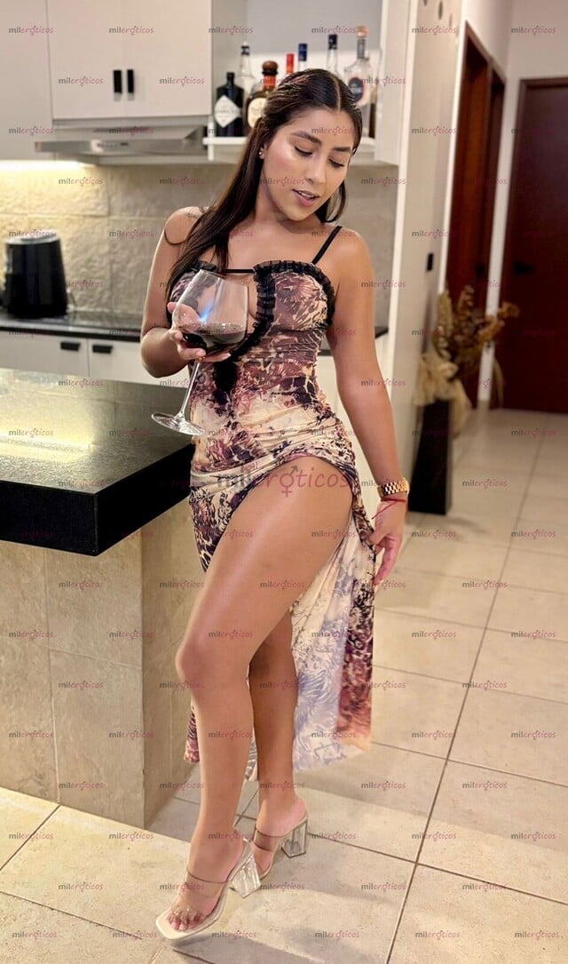 FOTOS DE ROMINNA, PRECIOSA COLOMBIANA, CUERPO NATURAL, INDEPENDIENTE Y FOTOS REALES.