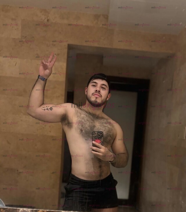 FOTOS DE HOMBRE GUAPO, VARONIL, RICA VERGA, Y RICO CULO SOLO GENTE SOLVENTE.